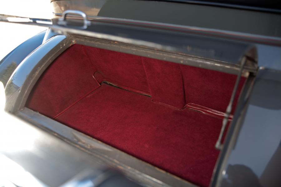  Packard Twelve Close Coupled Limousine 1935 года  (фото 4 из 28)